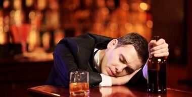 Efektīvi veidi, kā atmest alkohola lietošanu