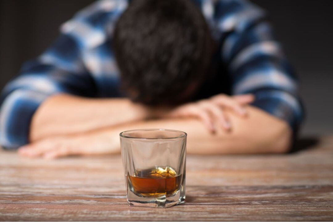 miegainība var būt pēkšņas atteikšanās no alkohola sekas
